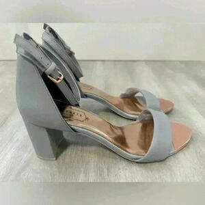NEW Women's Ted Baker London Sheah Block Heel Leather gray Sandals  Sz 39.5